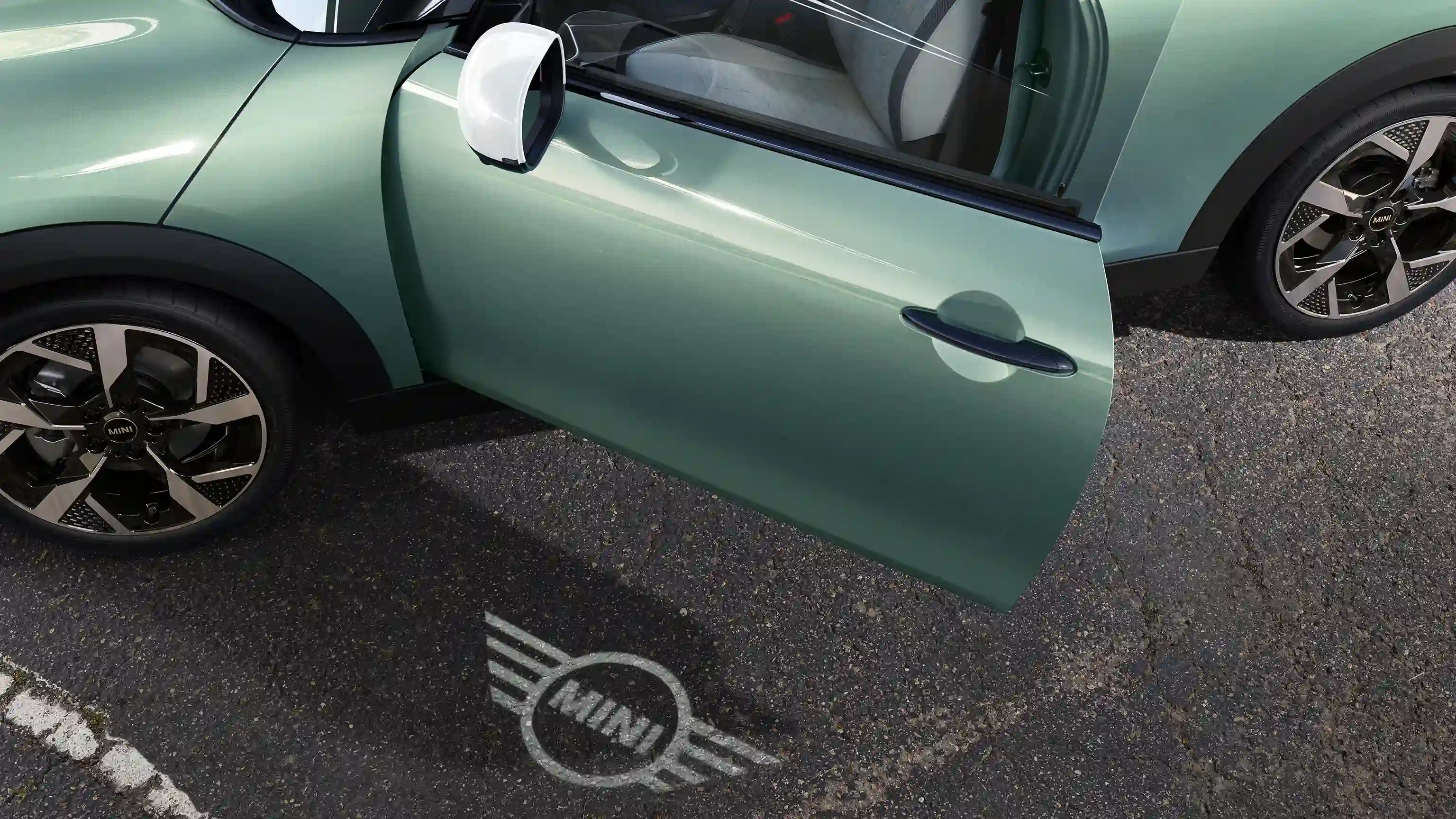 MINI Cooper 3 Portes – Projection sur les portières