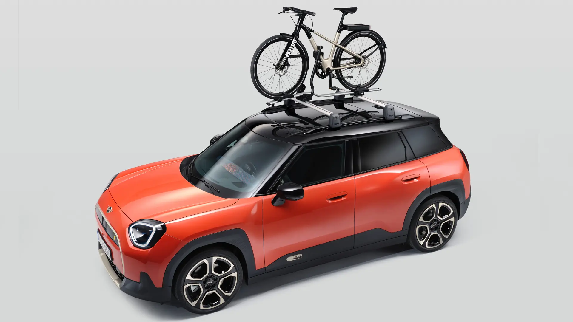 MINI Accessoires - Porte-vélos de toit sur MINI Aceman