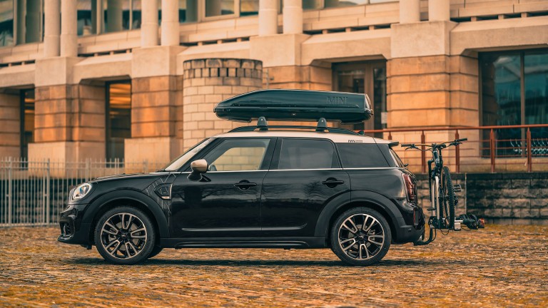 MINI Printemps et été - coffre de toit 320 noir mini