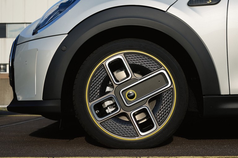 MINI Electric Edition Camden jante