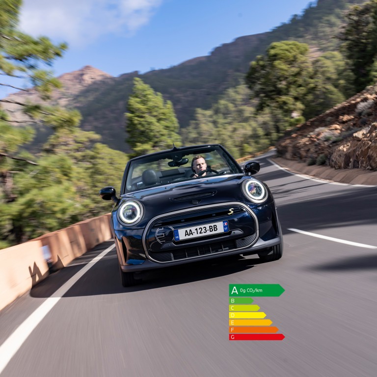 Le premier cabriolet 100% électrique de la marque MINI - teaser scène princiaple