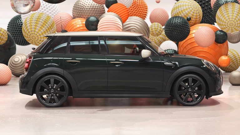 MINI Hatch 5 portes – édition Resolute – Rebel Green