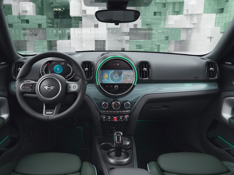 MINI Countryman édition Untamed – intérieur – cuir vert 