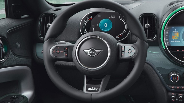 MINI Countryman édition Untamed – MINI Countryman hybride rechargeable édition Untamed – volant en cuir nappa