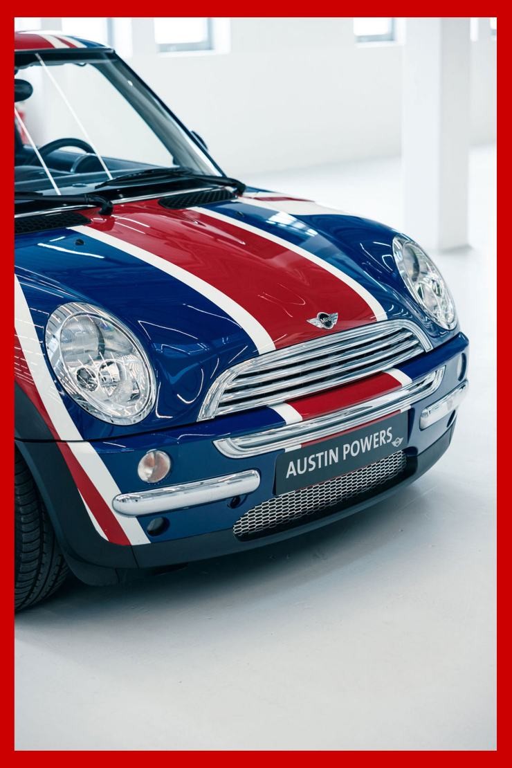 LA MINI COOPER AUSTIN POWERS.