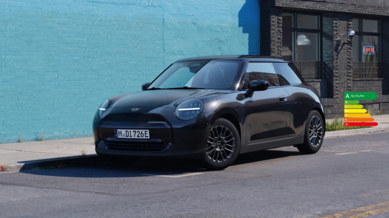 MINI Cooper Electric Finition Blackyard