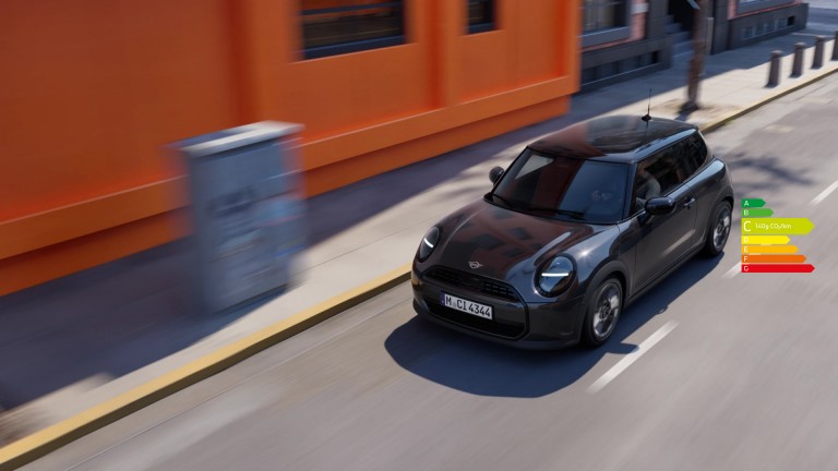 MINI Cooper 3 Portes Finition Blackyard